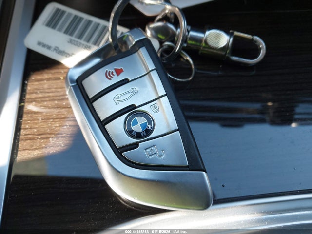 2021 BMW 750I WBA7U2C03MCE90660 Photo 10