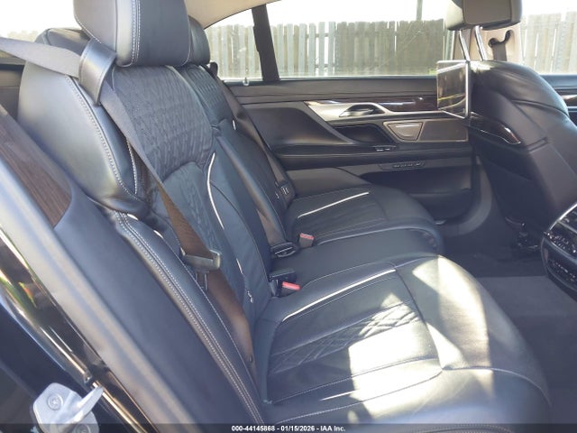 2021 BMW 750I WBA7U2C03MCE90660 Photo 7