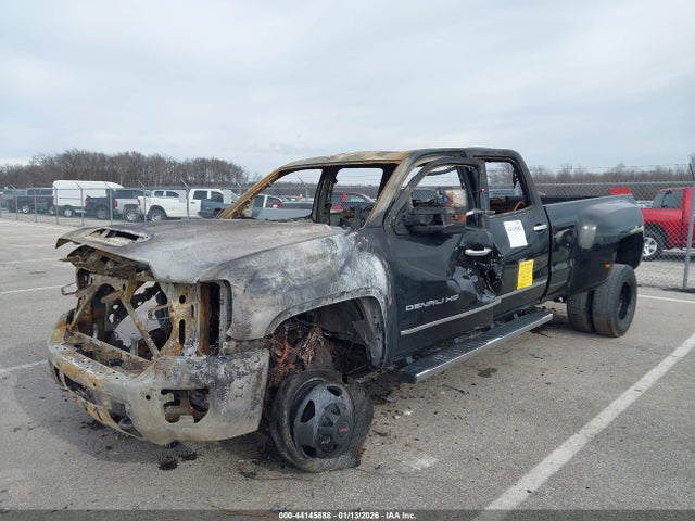 44145888 :رقم المزاد ، 1GT42WEY7KF201228 vin ، 2019 Gmc Sierra 3500hd Denali مزاد بيع