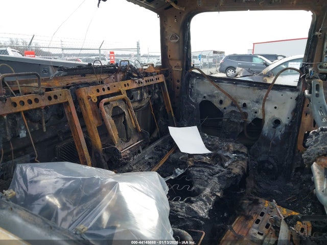 44145888 :رقم المزاد ، 1GT42WEY7KF201228 vin ، 2019 Gmc Sierra 3500hd Denali مزاد بيع
