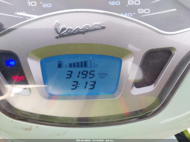 ZAPM818G7P5910824 Vespa Primavera/sprint 150