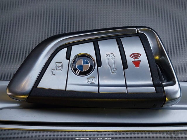 2019 BMW X5 5UXCR6C57KLL04018 Photo 10
