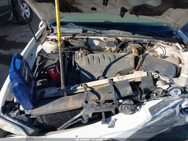 44146040 :رقم المزاد ، 1G4CW54KX54106844 vin ، 2005 Buick Park Avenue مزاد بيع