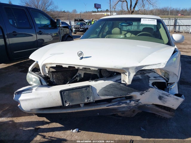 44146040 :رقم المزاد ، 1G4CW54KX54106844 vin ، 2005 Buick Park Avenue مزاد بيع