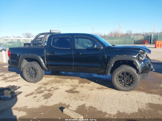 5TFCZ5AN1JX124846 Toyota Tacoma Sr V6