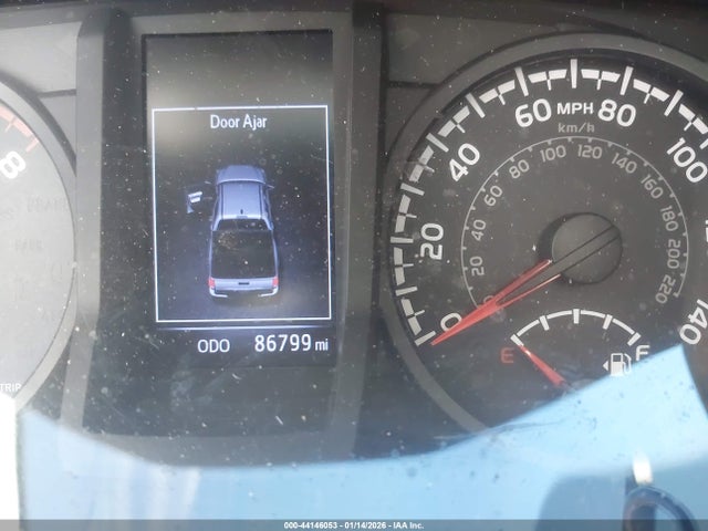 5TFCZ5AN1JX124846 Toyota Tacoma Sr V6