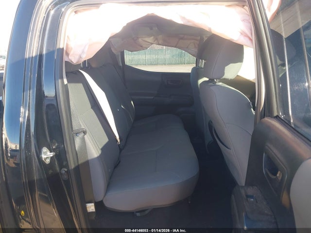 5TFCZ5AN1JX124846 Toyota Tacoma Sr V6