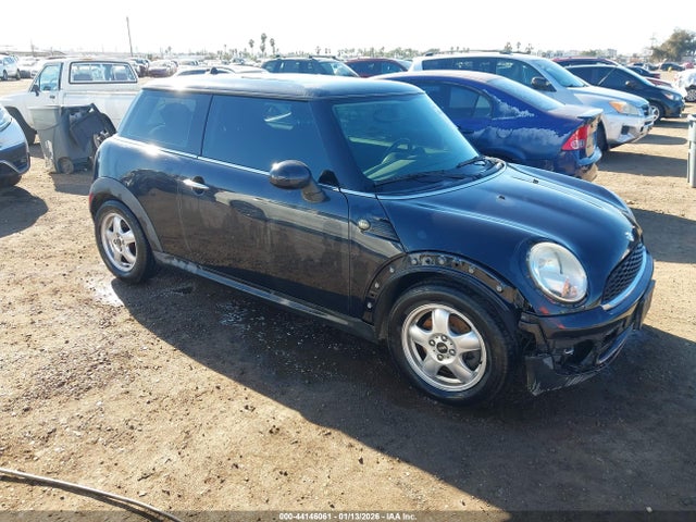 2007 MINI COOPER WMWMF33507TT54809