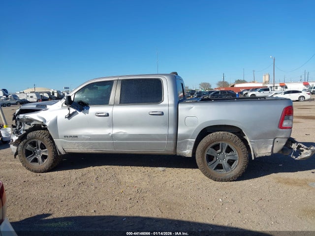 44146066 :رقم المزاد ، 1C6RREFT8NN415564 vin ، 2022 Ram 1500 Lone Star  4x2 5'7 Box مزاد بيع