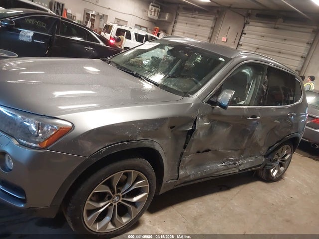 44146080 :رقم المزاد ، 5UXWX9C32H0T24691 vin ، 2017 Bmw X3 Xdrive28i مزاد بيع