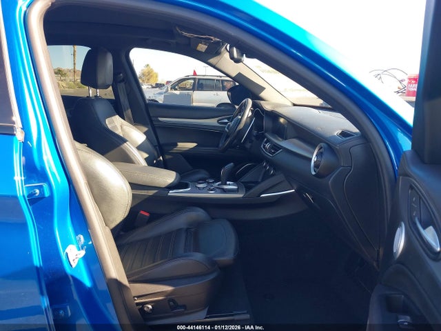 ZASPAKBN5N7D42565 Alfa Romeo Stelvio Veloce Ti Awd