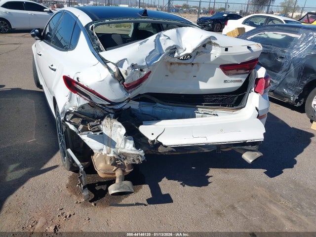 5XXGW4L24KG378874 KIA Optima Sx Turbo