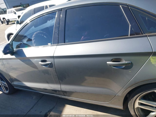 WAUAUGFF2KA097628 Audi A3 40 Titanium Premium