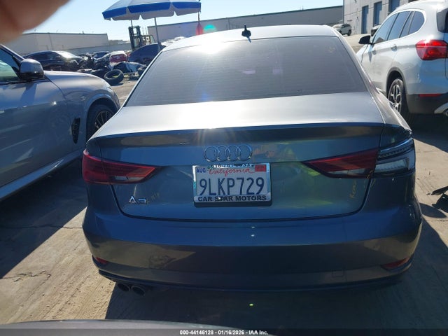 WAUAUGFF2KA097628 Audi A3 40 Titanium Premium