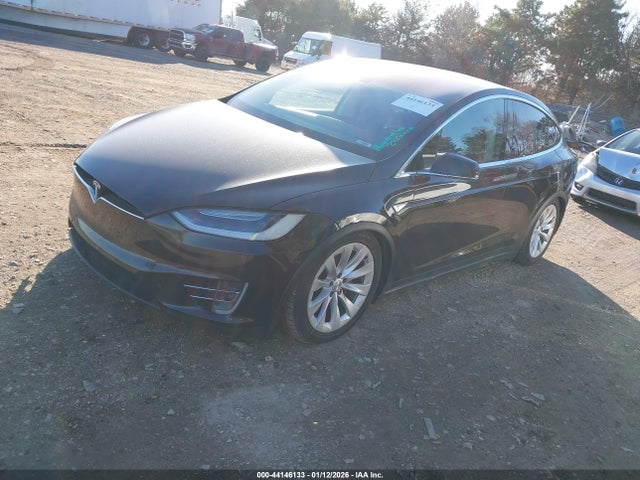 2016 TESLA MODEL X 5YJXCAE46GF000717 Photo 1