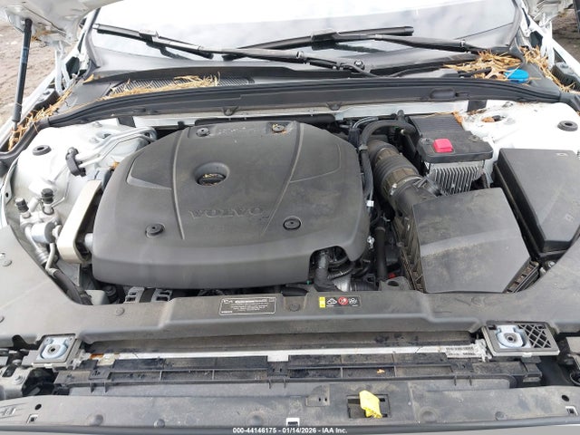 2019 VOLVO S60 7JRA22TK5KG017976 Photo 9