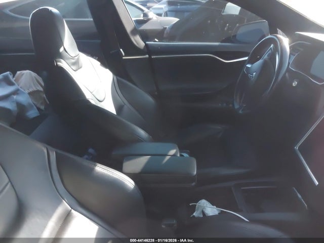 2016 TESLA MODEL S 5YJSA1E17GF151684 Photo 4