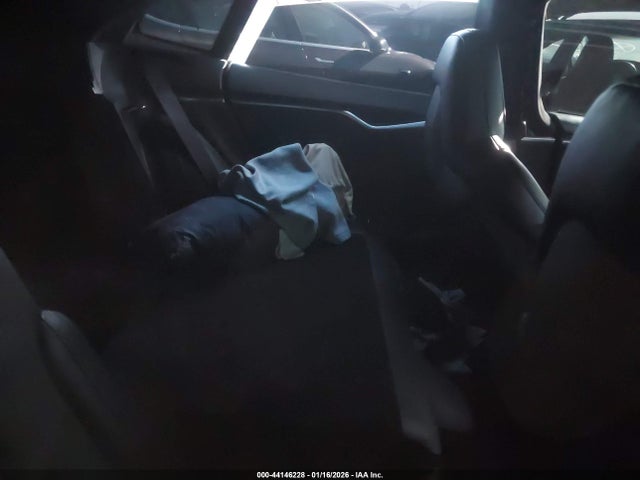 2016 TESLA MODEL S 5YJSA1E17GF151684 Photo 7