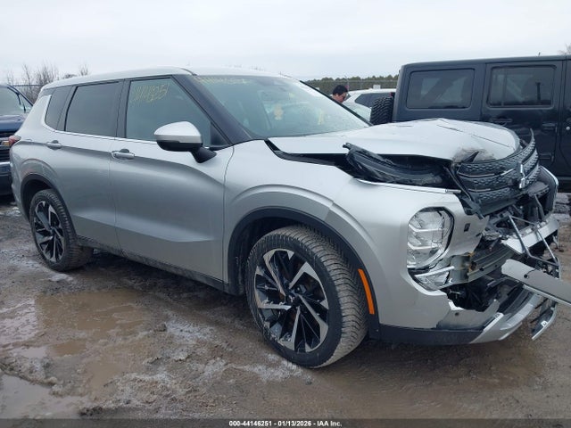 2023 MITSUBISHI OUTLANDER JA4J4UA83PZ024555 Photo 0