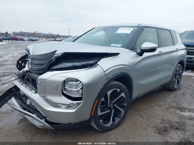 2023 MITSUBISHI OUTLANDER JA4J4UA83PZ024555 Photo 1