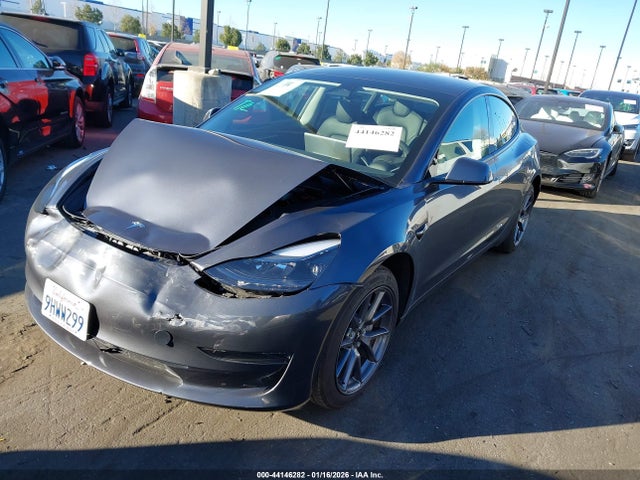 2023 TESLA MODEL 3 5YJ3E1EA4PF638883 Photo 1