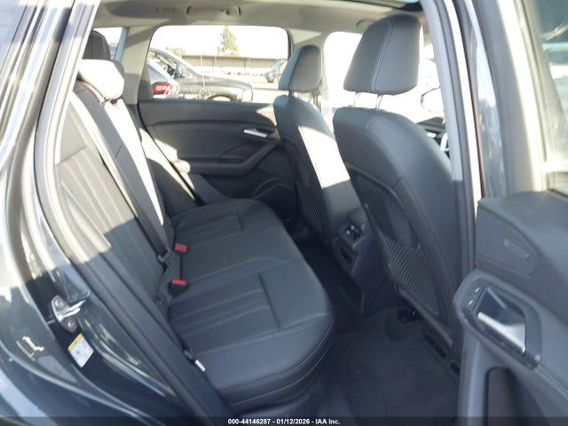 2025 AUDI Q6 E-TRON WA112BGF1SA049610 Photo 7