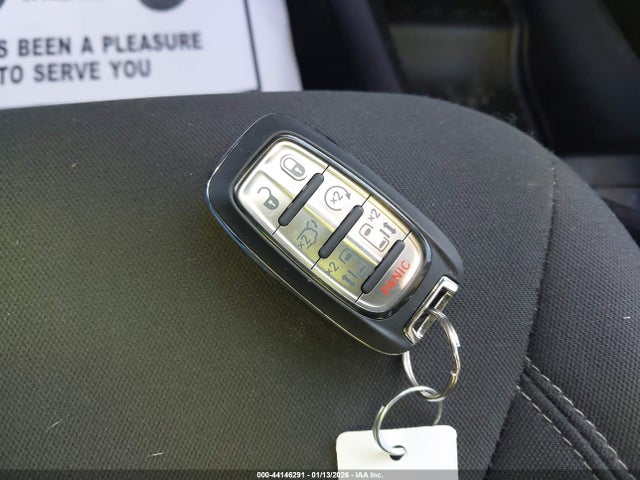 2019 CHRYSLER PACIFICA 2C4RC1FGXKR532423 Photo 10