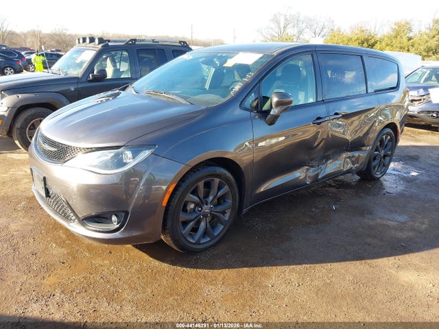 2019 CHRYSLER PACIFICA 2C4RC1FGXKR532423 Photo 1