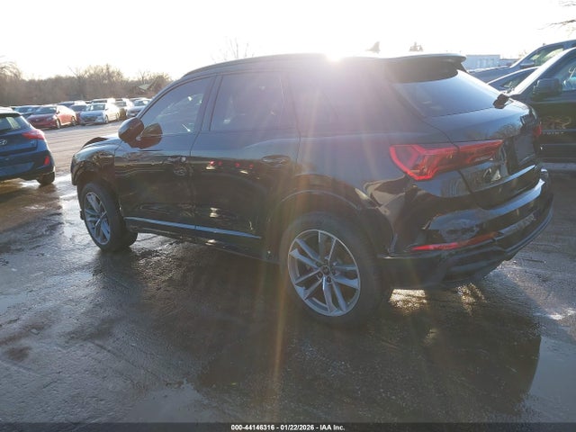 2022 AUDI Q3 WA1EECF35N1141104 Photo 2