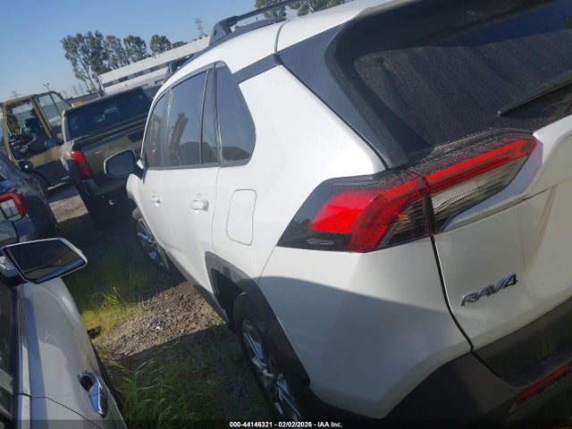 2T3C1RFV0SW399542 Toyota Rav4 Xle Premium