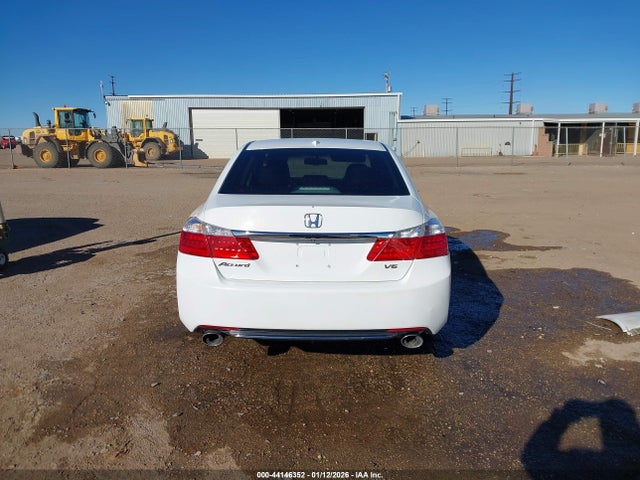 Honda Accord Ex-l V-6 2015 1HGCR3F83FA019681 Image 17