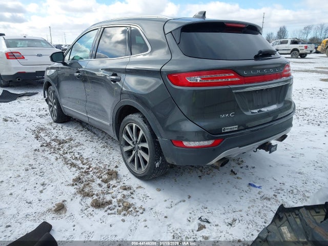 2019 LINCOLN MKC 5LMCJ3D9XKUL22461 Photo 2