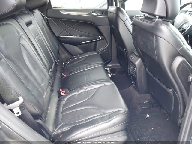 2019 LINCOLN MKC 5LMCJ3D9XKUL22461 Photo 7