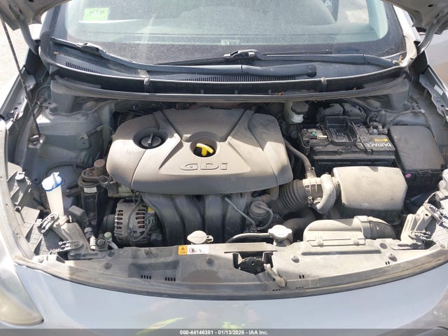 KMHD35LH3GU256185 Hyundai ELANTRA GT