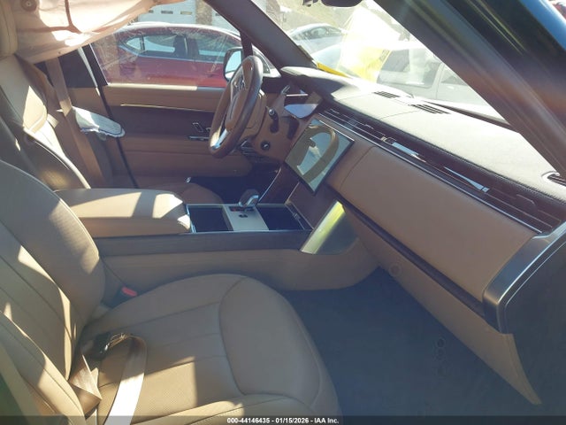 SALKPBE92SA312978 Land Rover Range Rover P530 Se 7 Seat