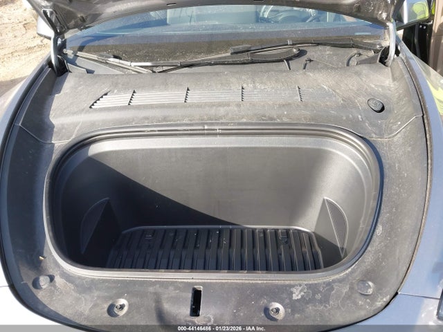 2025 TESLA MODEL Y 7SAYGDEE2SF287262 Photo 9