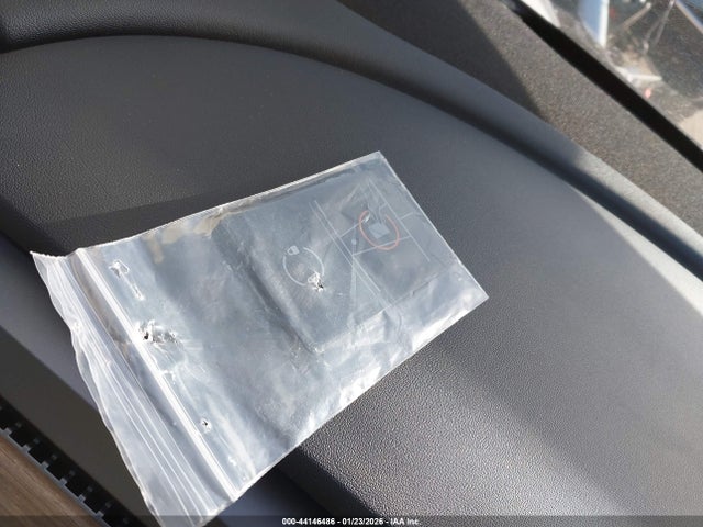 2025 TESLA MODEL Y 7SAYGDEE2SF287262 Photo 10