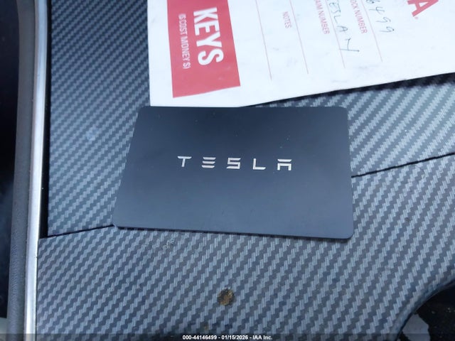 2021 TESLA MODEL Y 5YJYGDEF7MF073179 Photo 10