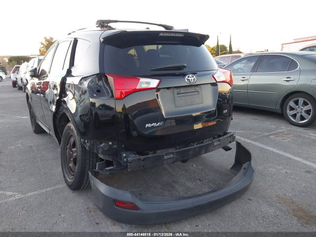 2T3ZFREV3FW217013 Toyota RAV4 LE