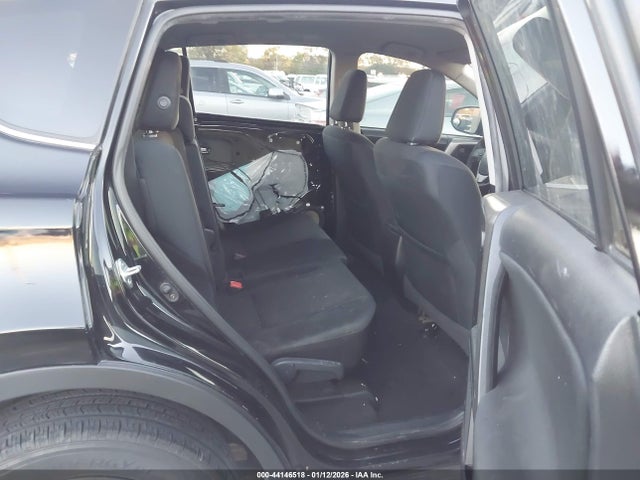 2T3ZFREV3FW217013 Toyota RAV4 LE
