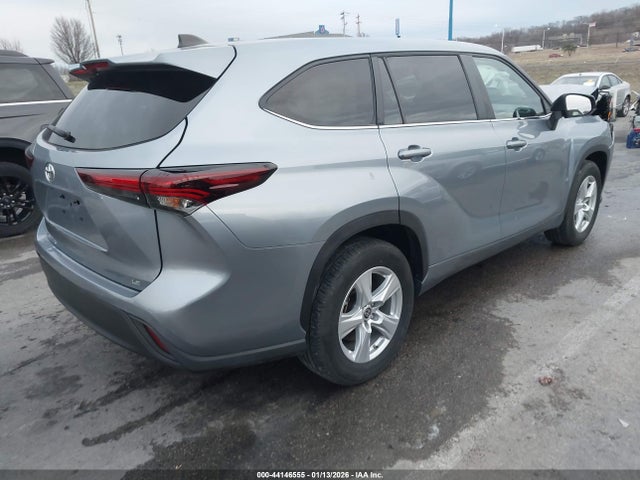 2024 TOYOTA HIGHLANDER 5TDKDRAH8RS530426 Photo 3