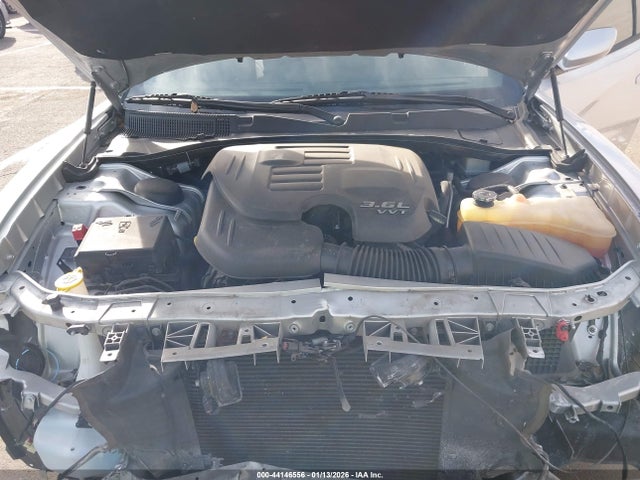 2C3CDXBG1NH182643 Dodge Charger Sxt Rwd