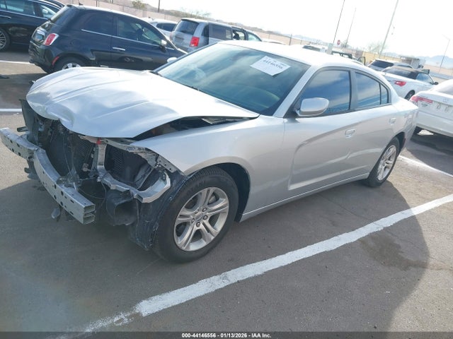 2C3CDXBG1NH182643 Dodge Charger Sxt Rwd