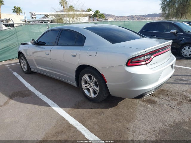 2C3CDXBG1NH182643 Dodge Charger Sxt Rwd