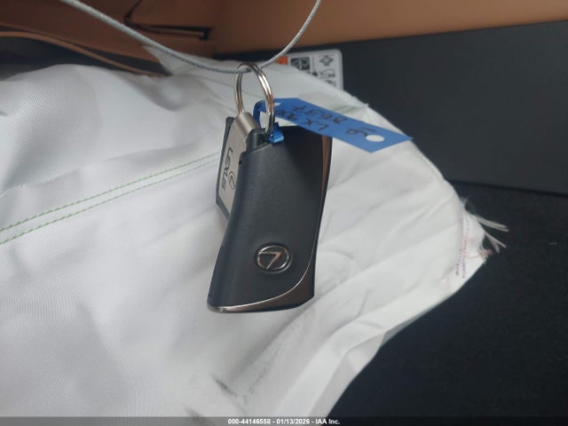 44146558 :رقم المزاد ، JTJGD7CX1S4008637 vin ، 2025 Lexus Lx 700h Luxury مزاد بيع
