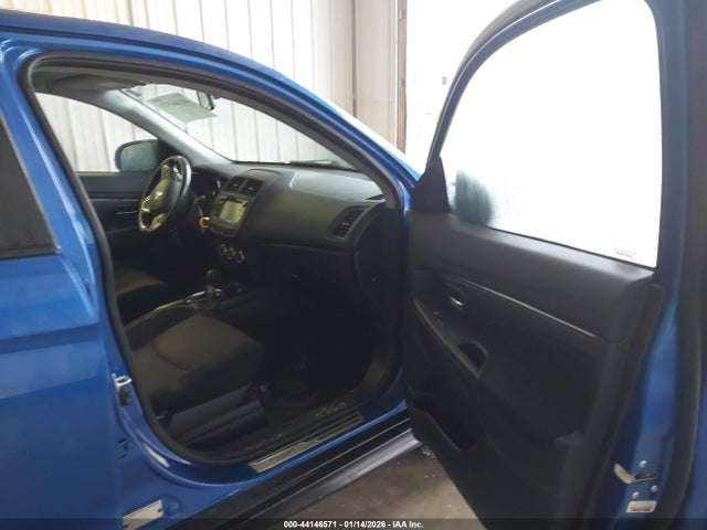 2017 MITSUBISHI OUTLANDER SPORT JA4AR3AU2HZ038926 Photo 4