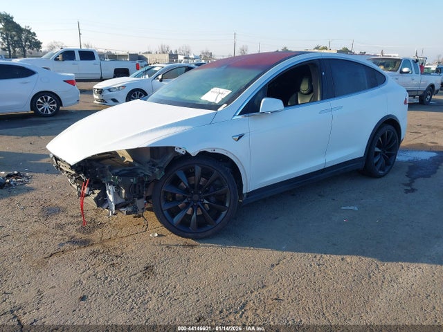 2019 TESLA MODEL X 5YJXCAE23KF202437 Photo 1