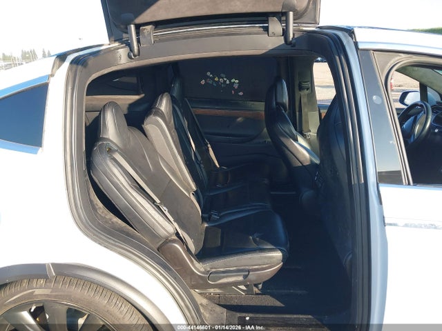 2019 TESLA MODEL X 5YJXCAE23KF202437 Photo 7