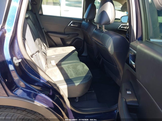 2023 MITSUBISHI OUTLANDER JA4J3UA88PZ031763 Photo 7