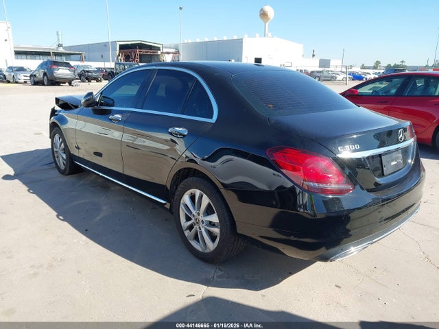 2021 MERCEDES-BENZ C 300 W1KWF8EB3MR649364 Photo 2